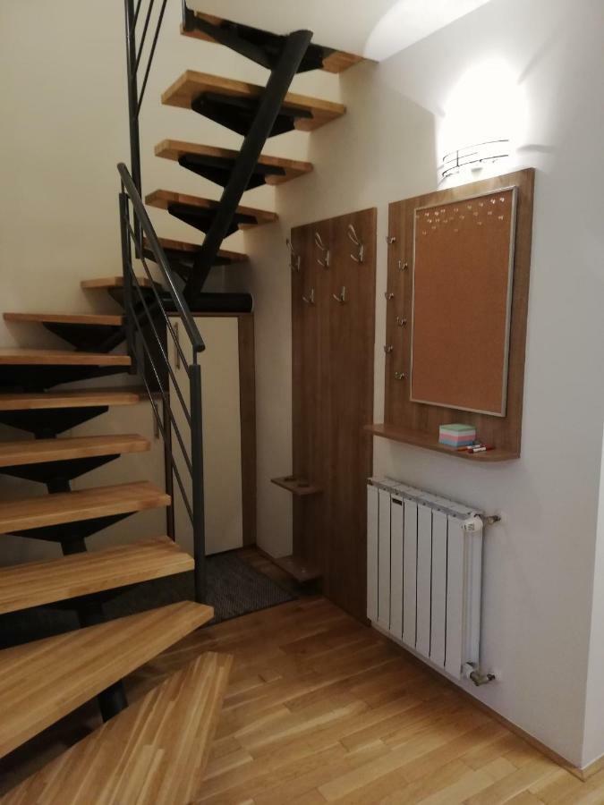 דירות וואראז'דין Apartman Florijan מראה חיצוני תמונה